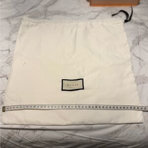 🎀Gucci Cream Dust Bag🎀